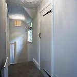 Acorn بيت للعطل *